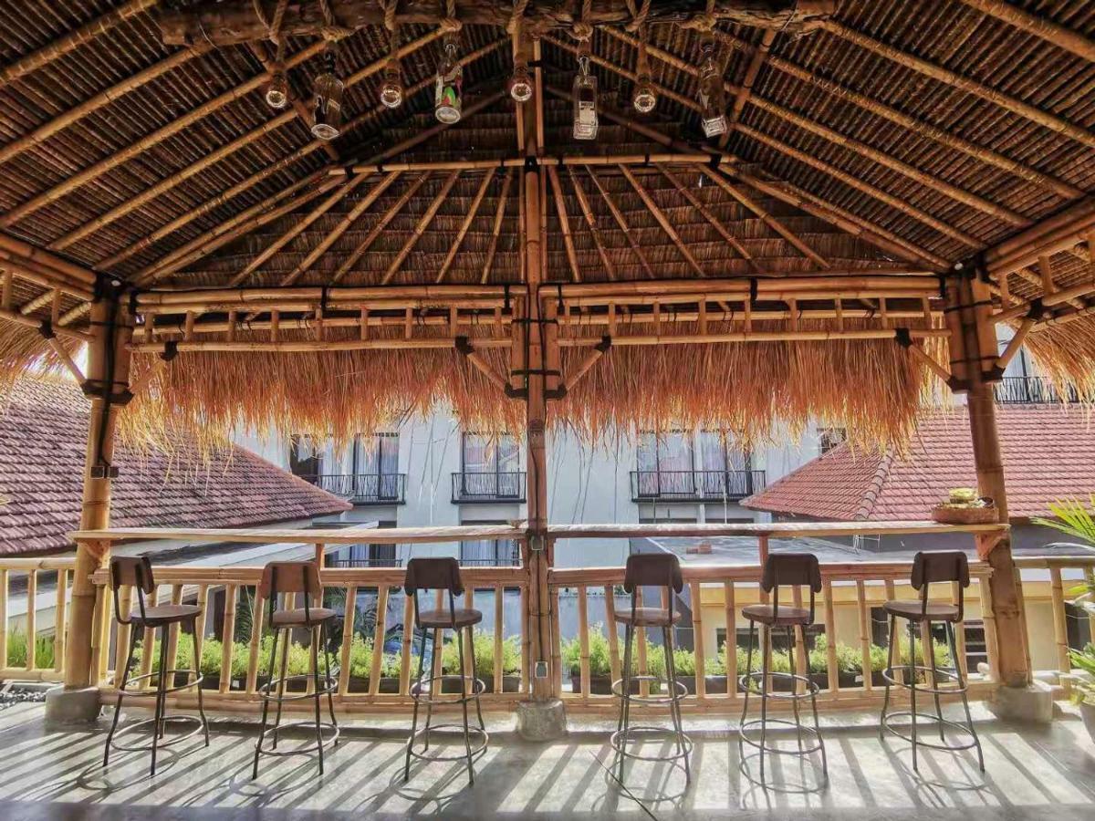 Nuka Beach Inn Kuta  Ngoại thất bức ảnh