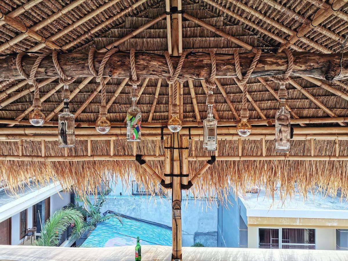 Nuka Beach Inn Kuta  Ngoại thất bức ảnh