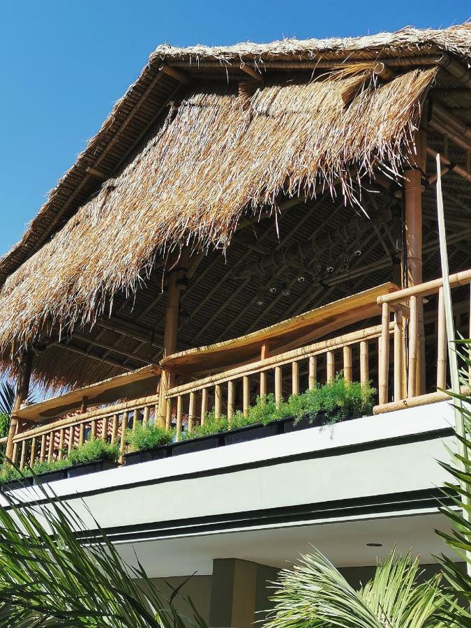 Nuka Beach Inn Kuta  Ngoại thất bức ảnh